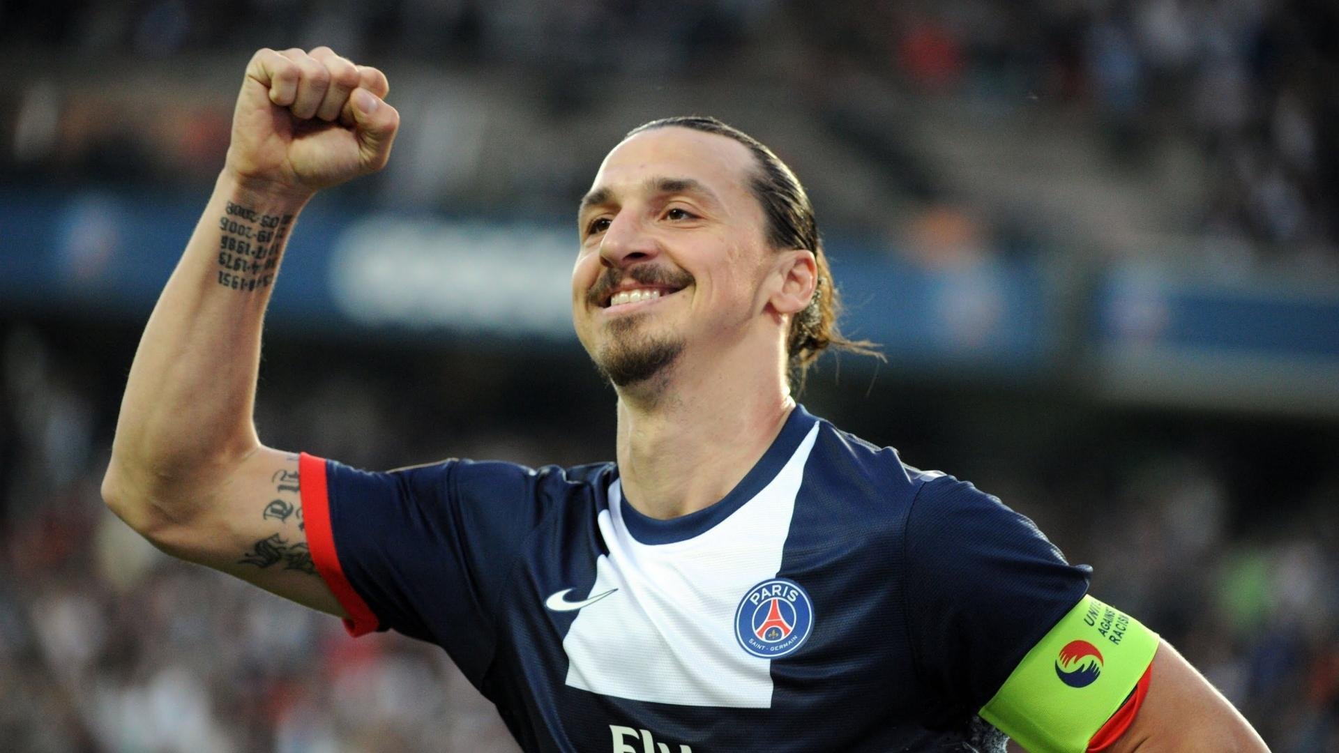 德甲战场：速度与力量的完美交锋！，德甲速度最快现役球员